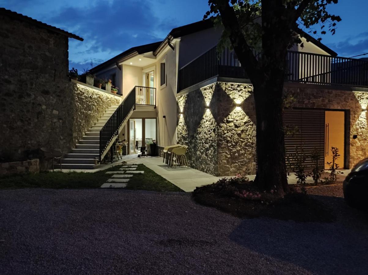 Boutique Rooms By Petric Winery Dobravlje Exteriör bild