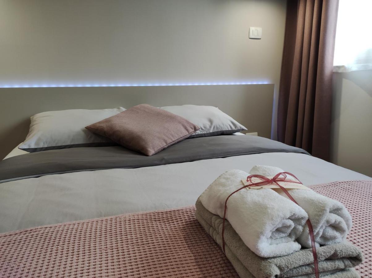 Boutique Rooms By Petric Winery Dobravlje Exteriör bild
